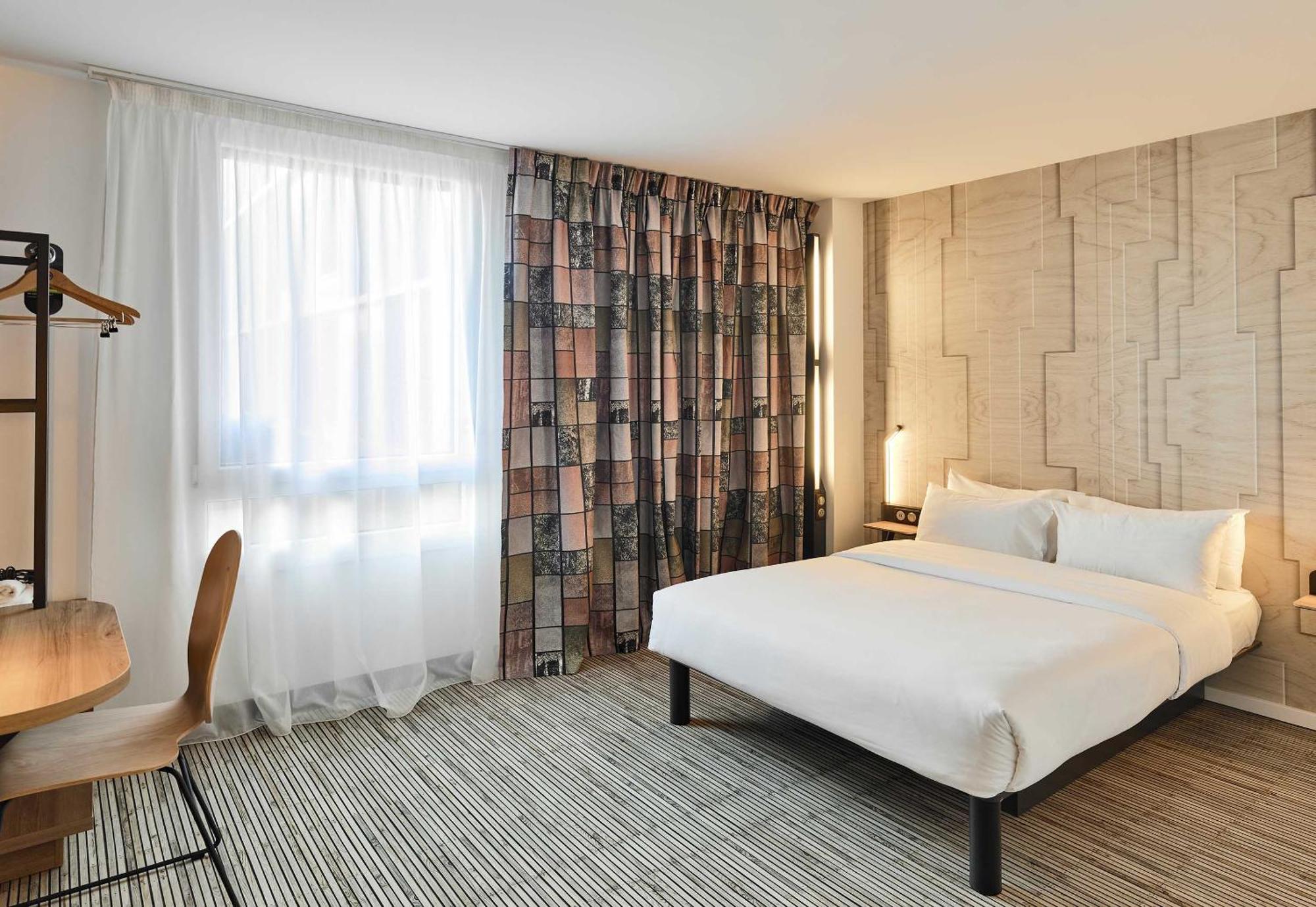 סאריס B&B Hotel Marne-La-Vallee Val D'Europe מראה חיצוני תמונה