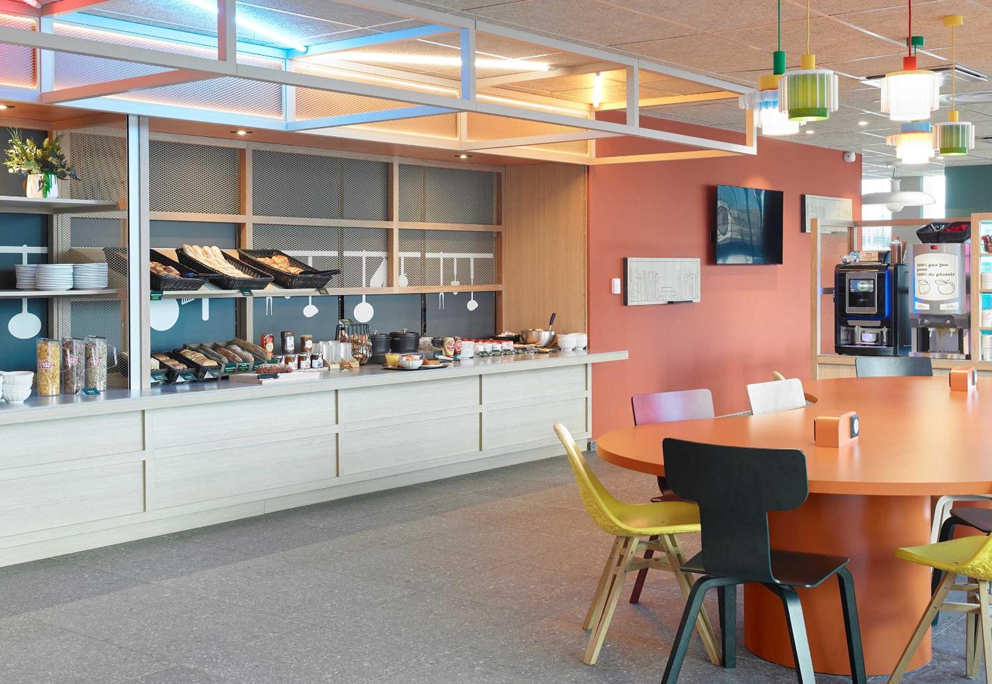 סאריס B&B Hotel Marne-La-Vallee Val D'Europe מראה חיצוני תמונה